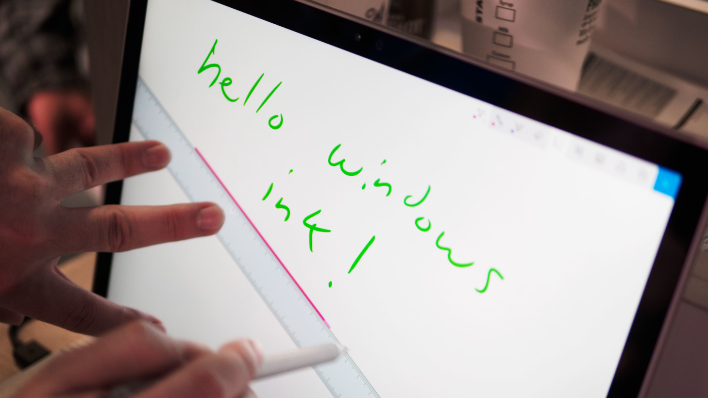 Windows Ink je stále ještě na začátku implementace do rozhraní systému (Zdroj: TheNextWeb.com) Windows Ink je stále ještě na začátku implementace do rozhraní systému (Zdroj: TheNextWeb.com)