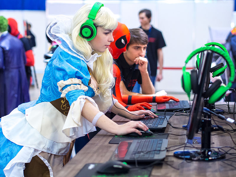 Hraní počítačových her je oblíbeným doplňkem programu spřízněných akcí Hraní počítačových her je oblíbeným doplňkem programu spřízněných akcí