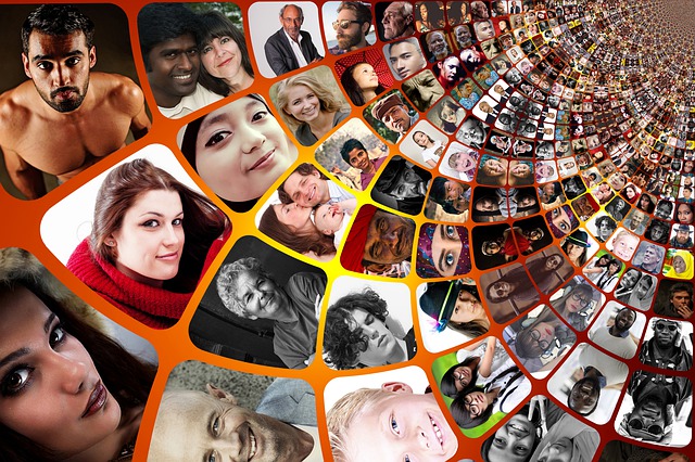 Vše, co sdílíte na Facebooku, je pečlivě otagováno metadaty (Zdroj: Pixabay.com) Vše, co sdílíte na Facebooku, je pečlivě otagováno metadaty (Zdroj: Pixabay.com)