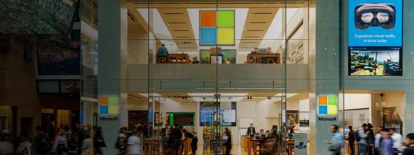 Fyzická podoba Microsoft Store (Zdroj: Microsoft.com) Fyzická podoba Microsoft Store (Zdroj: Microsoft.com)