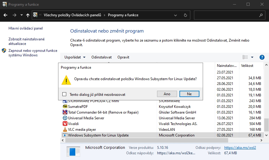 V Ovládacích panelech přejdeme na Programy a funkce a položku Windows Subsystem for Linux a dáme odinstalovat (Zdroj: Windows 10) V Ovládacích panelech přejdeme na Programy a funkce a položku Windows Subsystem for Linux a dáme odinstalovat (Zdroj: Windows 10)