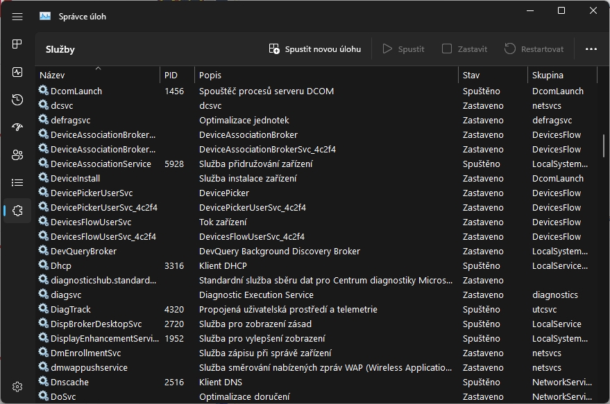 Správce úloh ve Windows 22H2 v nové podobě a variantě tmavého režimu (Zdroj: Microsoft)